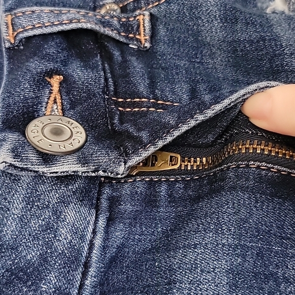 AEO curvy hi-rise Festival VSCO denim shortie shorts size 2 - Picture 5 of 10